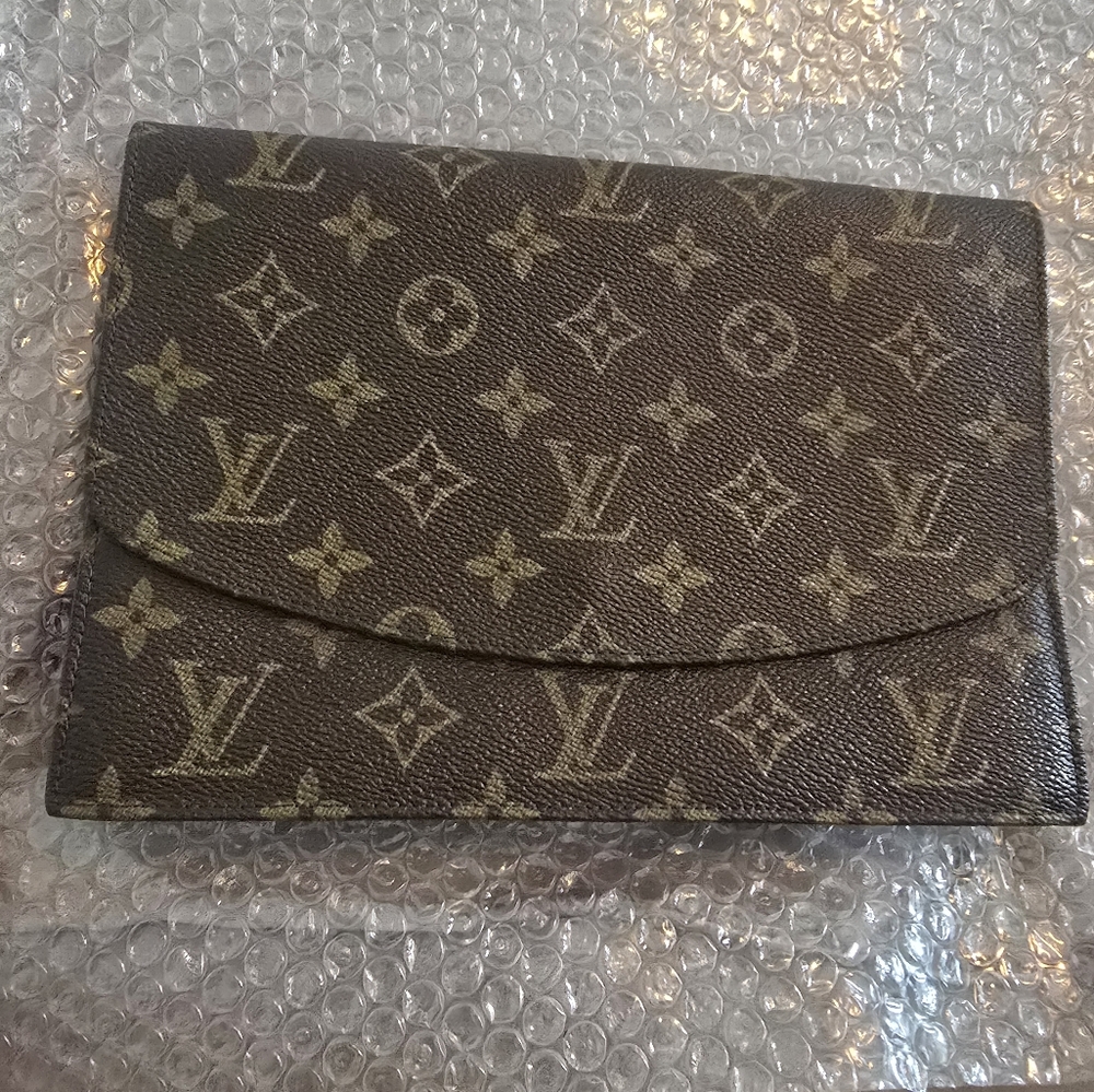 Louis Vuitton Monogram Brown Clutch